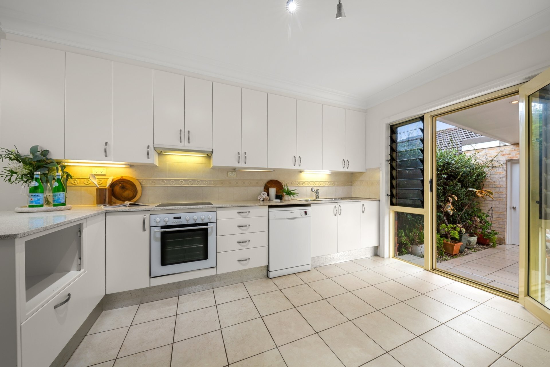 Photo #5: 93 Blair Street, North Bondi - Sold by Push Digital Campaigns